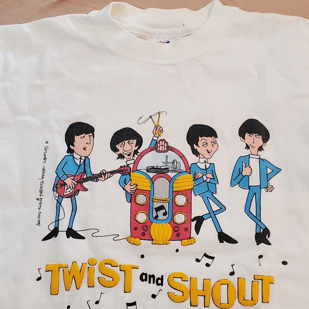 THE BEATLES 1987 Apple Corp. Cartoon TWIST & SHOUT T-SHIRT